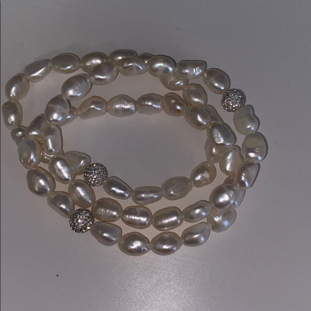 Pearl bracelets (3)